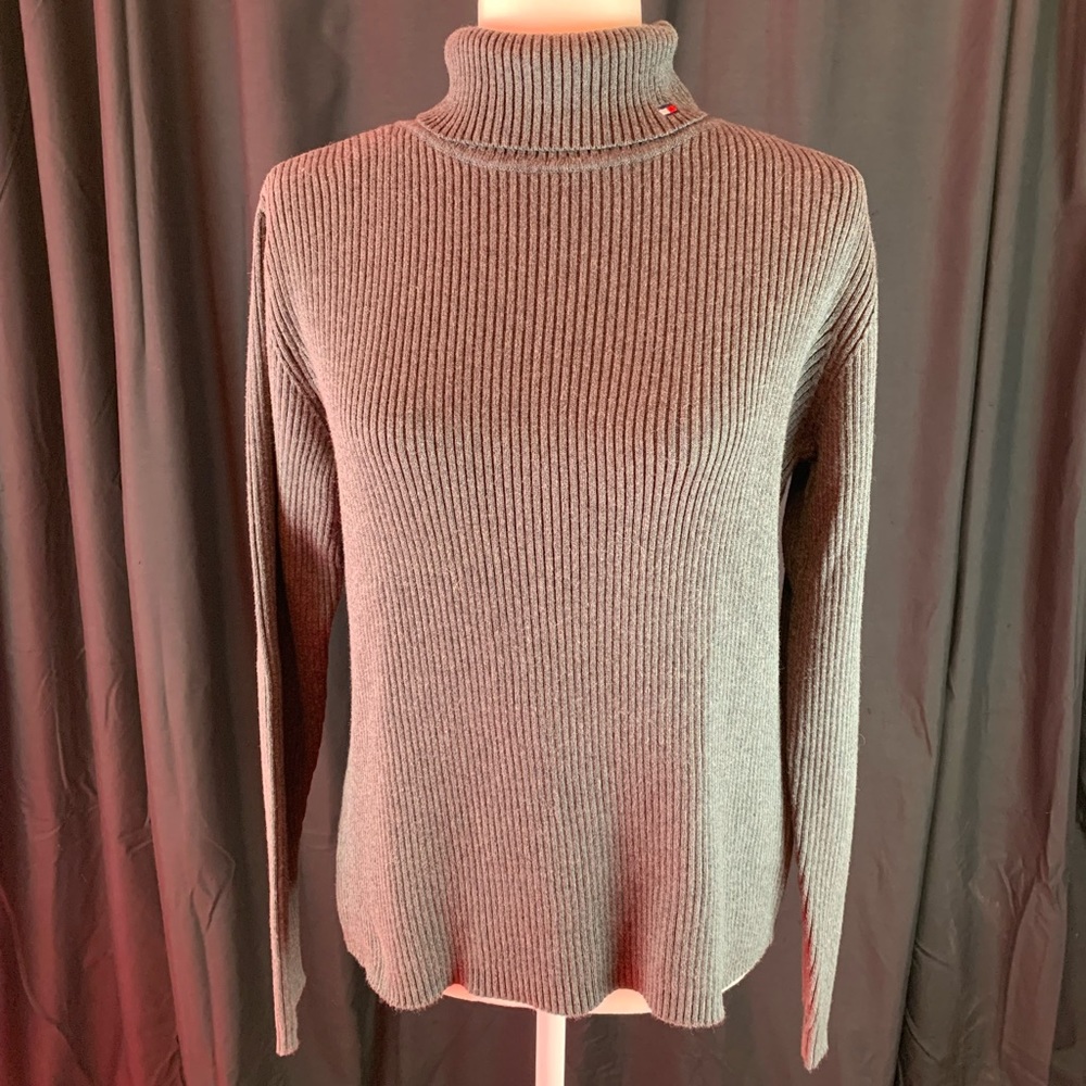 Tommy Hilfiger ribbed gray turtle neck sweater with tags XL